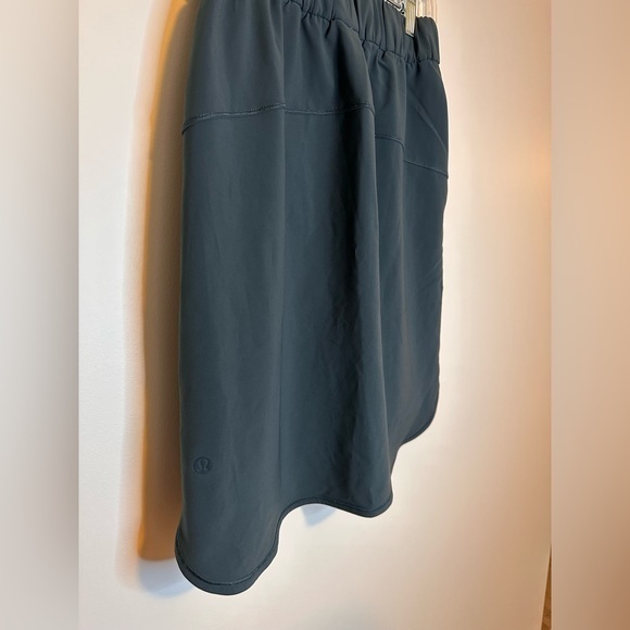Lululemon On the‎ Fly Skirt - Picture 7 of 9